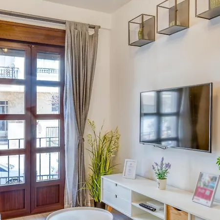 Hanami Castillo Estepona