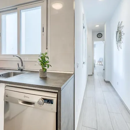 Hanami Castillo Apartment Estepona